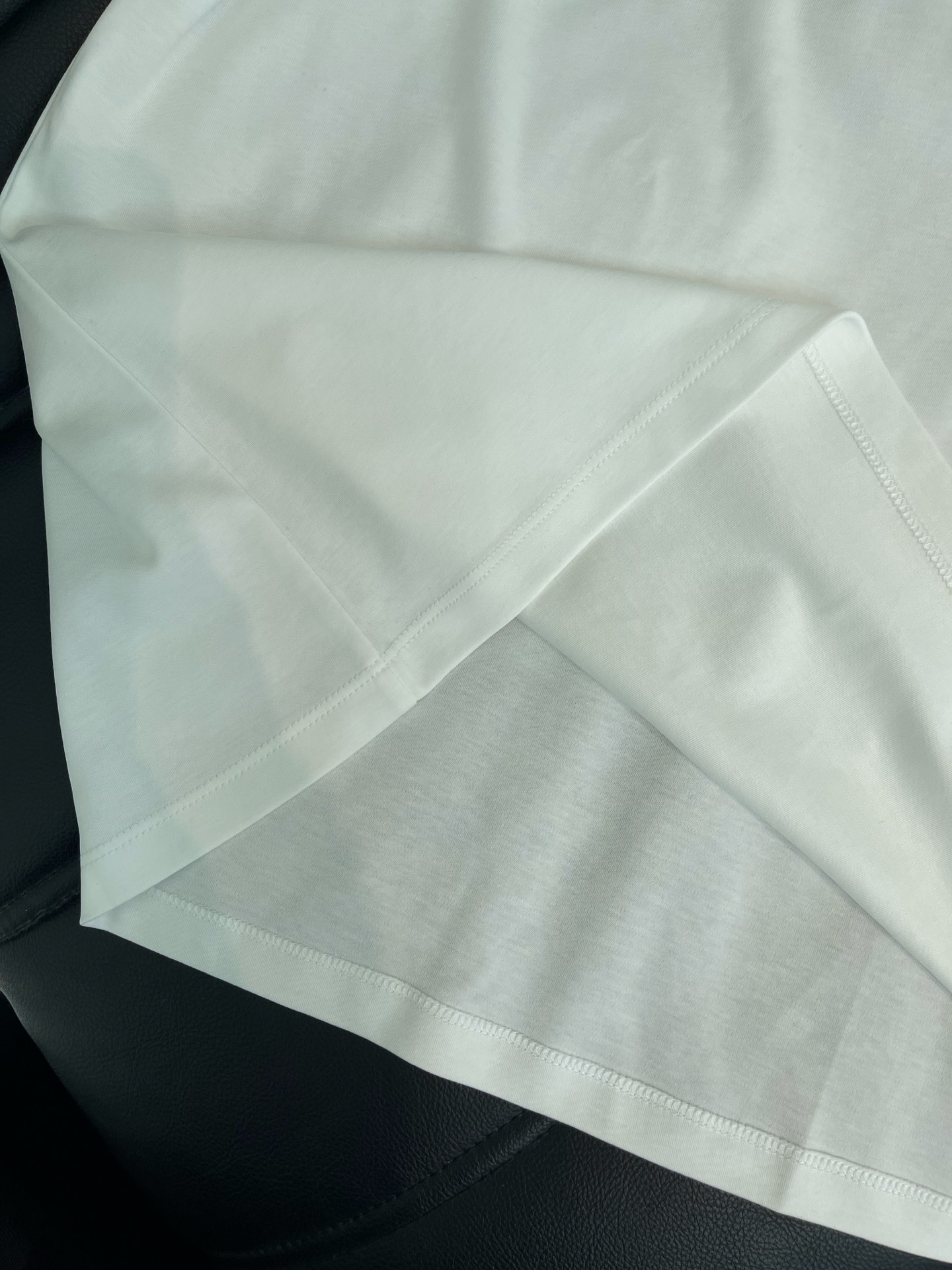 Women's short sleeves